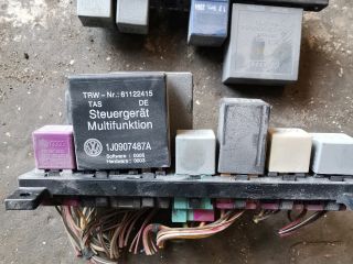 bontott SKODA SUPERB I Fő Relé