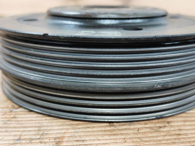 bontott SKODA SUPERB I Főtengely Szíjtárcsa