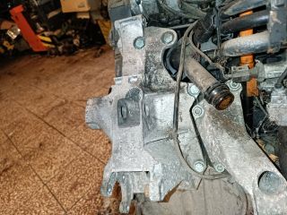 bontott SKODA SUPERB I Generátor Tartó Bak