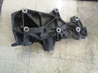 bontott SKODA SUPERB I Generátor Tartó Bak