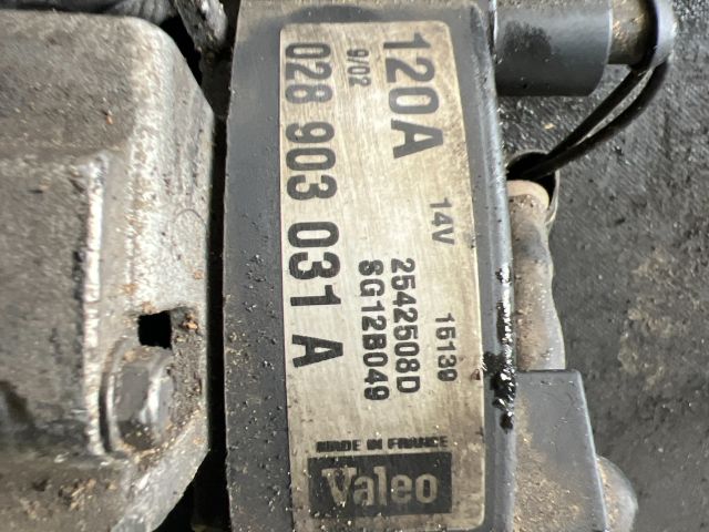 bontott SKODA SUPERB I Generátor