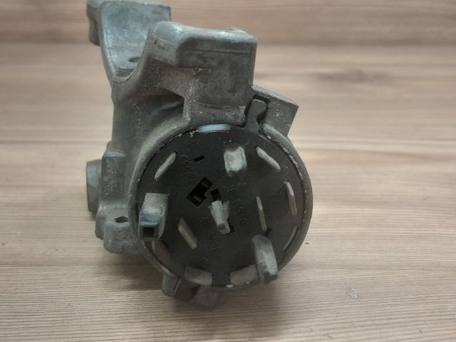 bontott SKODA SUPERB I Gyújtáskapcsoló