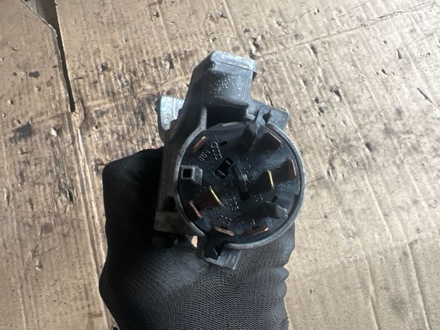 bontott SKODA SUPERB I Gyújtáskapcsoló