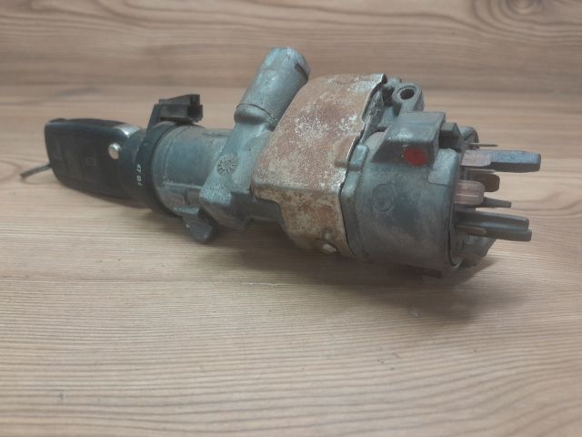 bontott SKODA SUPERB I Gyújtáskapcsoló