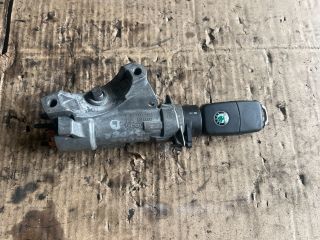 bontott SKODA SUPERB I Gyújtáskapcsoló