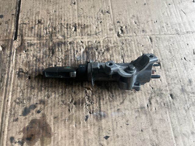 bontott SKODA SUPERB I Gyújtáskapcsoló