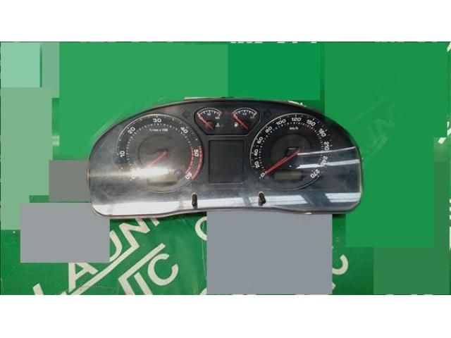 bontott SKODA SUPERB I Kilométeróra