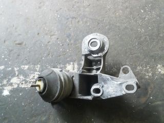 bontott SKODA SUPERB I Motor Tartó Bak (Fém)