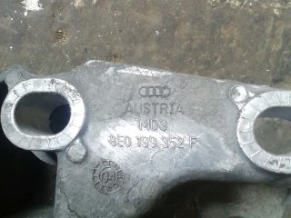 bontott SKODA SUPERB I Motor Tartó Bak (Fém)