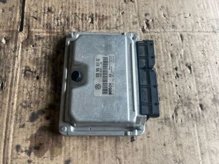 bontott SKODA SUPERB I Motorvezérlő