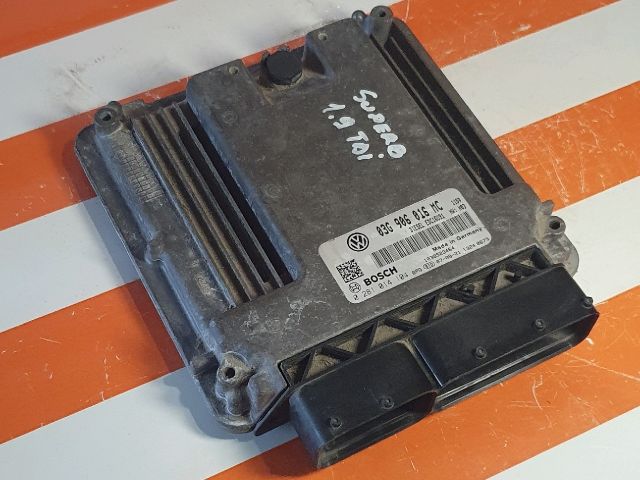 bontott SKODA SUPERB I Motorvezérlő