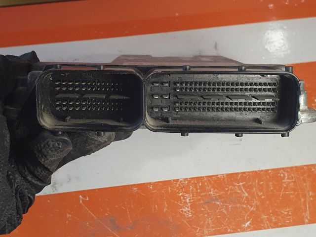 bontott SKODA SUPERB I Motorvezérlő