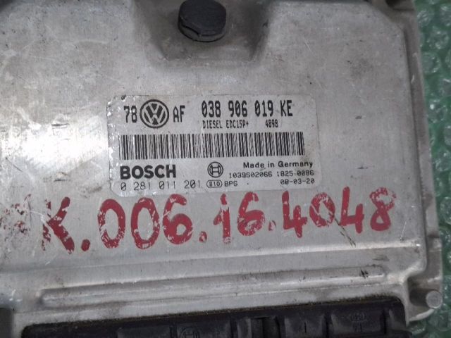 bontott SKODA SUPERB I Motorvezérlő