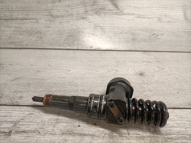 bontott SKODA SUPERB I Porlasztó (1 db)