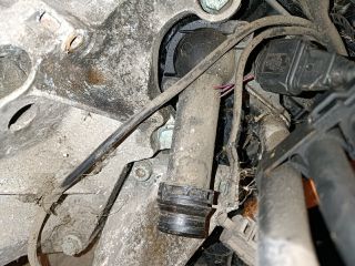 bontott SKODA SUPERB I Termosztátház