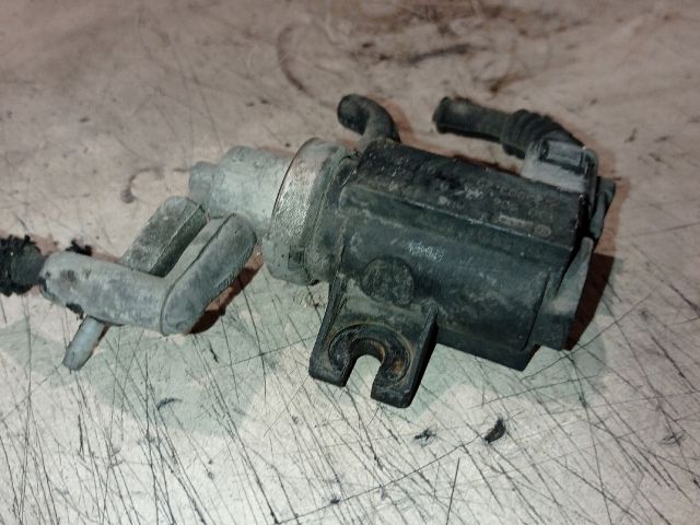 bontott SKODA SUPERB I Turbó Vákum Szelep