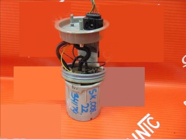 bontott SKODA SUPERB I Üzemanyag Szivattyú