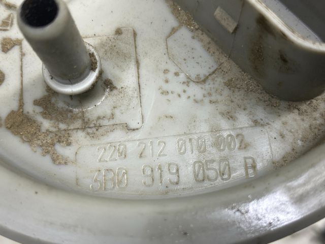 bontott SKODA SUPERB I Üzemanyag Szivattyú