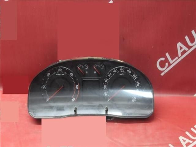 bontott SKODA SUPERB I Kilométeróra