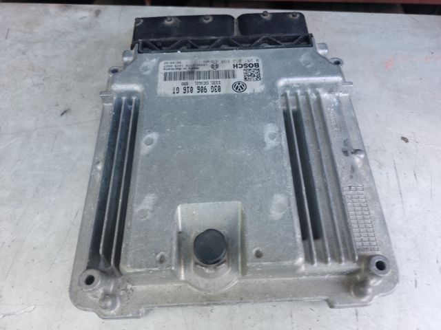 bontott SKODA SUPERB I Motorvezérlő