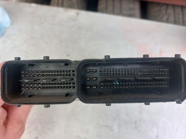 bontott SKODA SUPERB I Motorvezérlő