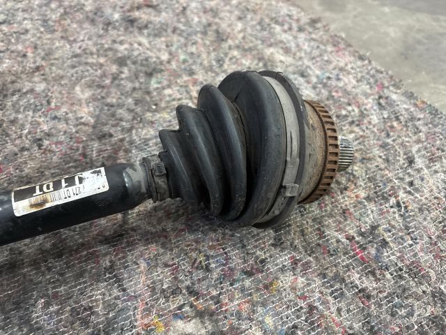 bontott SKODA SUPERB I Bal Féltengely