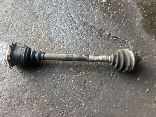 bontott SKODA SUPERB I Bal Féltengely