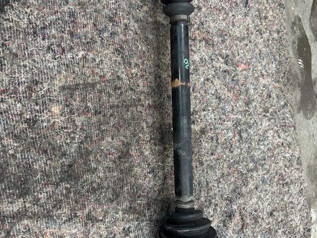 bontott SKODA SUPERB I Bal Féltengely