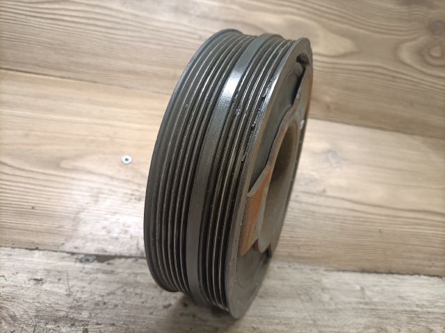 bontott SKODA SUPERB I Főtengely Szíjtárcsa