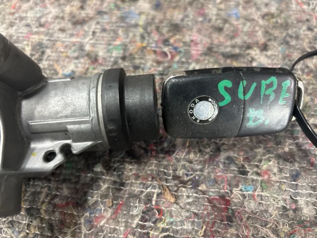 bontott SKODA SUPERB I Gyújtáskapcsoló Házzal