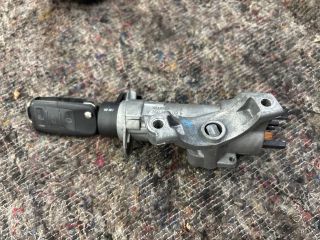 bontott SKODA SUPERB I Gyújtáskapcsoló Házzal