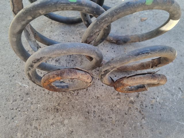 bontott SKODA SUPERB I Hátsó Rugó Pár