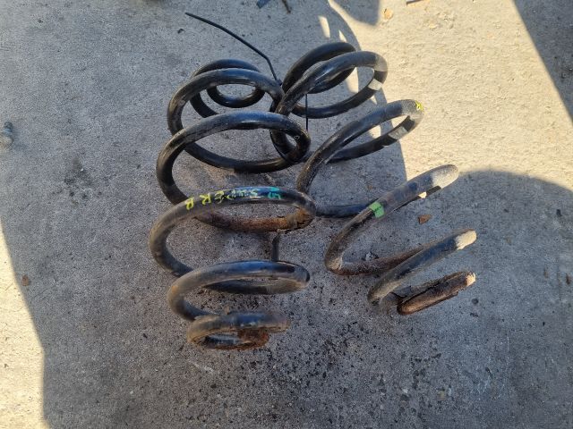 bontott SKODA SUPERB I Hátsó Rugó Pár