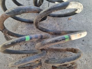 bontott SKODA SUPERB I Hátsó Rugó Pár