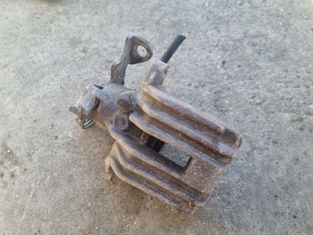 bontott SKODA SUPERB I Jobb hátsó Féknyereg Munkahengerrel