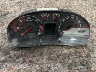 bontott SKODA SUPERB I Kilométeróra