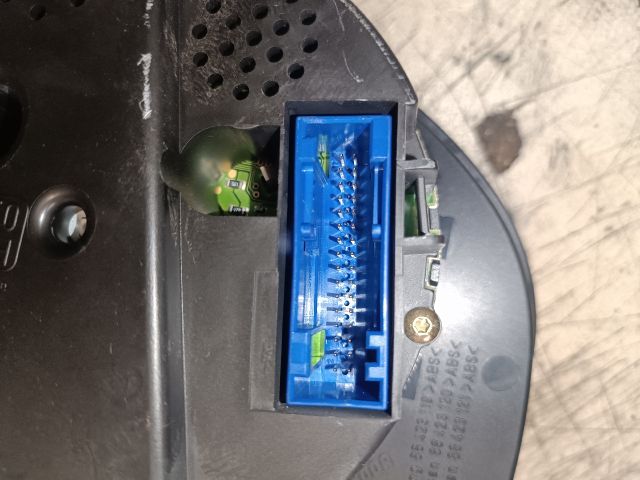 bontott SKODA SUPERB I Kilométeróra