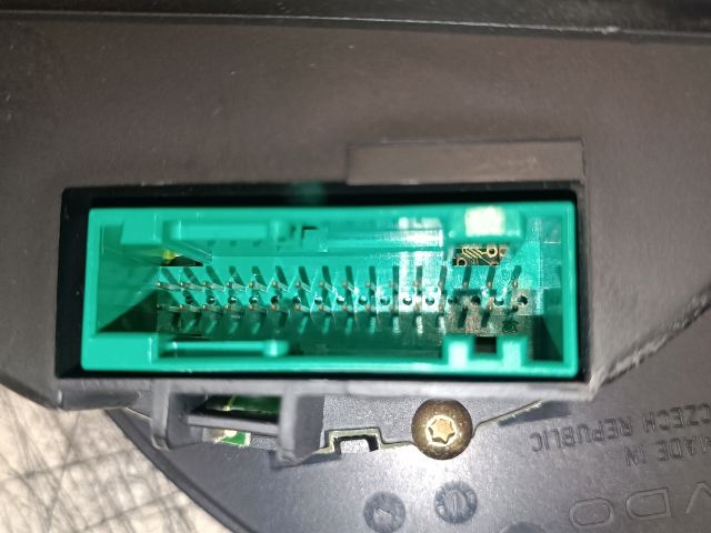 bontott SKODA SUPERB I Kilométeróra