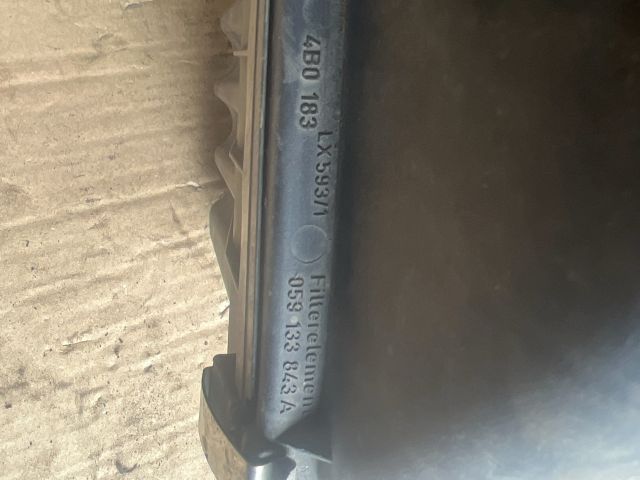 bontott SKODA SUPERB I Légszűrő Ház