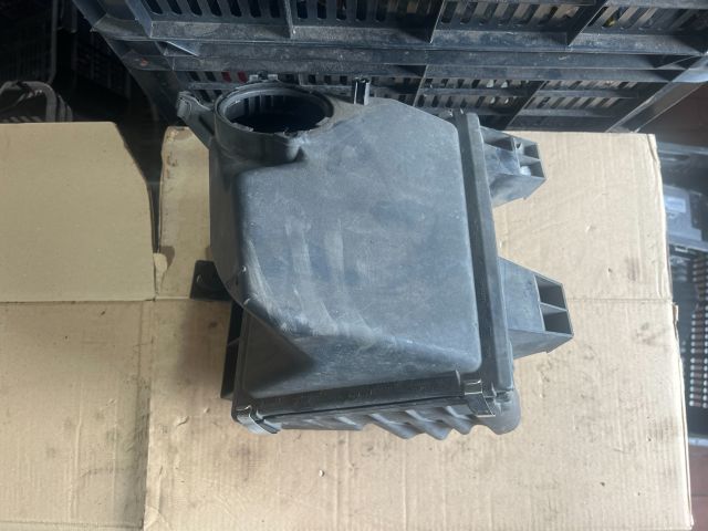 bontott SKODA SUPERB I Légszűrő Ház