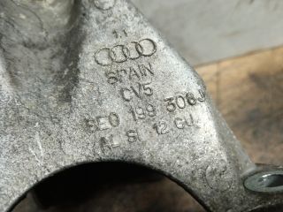 bontott SKODA SUPERB I Motor Tartó Bak (Fém)