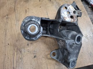 bontott SKODA SUPERB I Motor Tartó Bak (Fém)