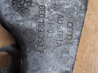 bontott SKODA SUPERB I Motor Tartó Bak (Fém)