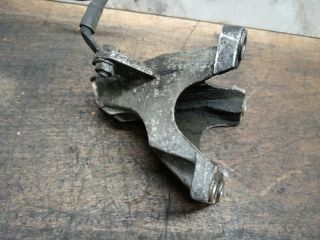 bontott SKODA SUPERB I Motor Tartó Bak (Fém)