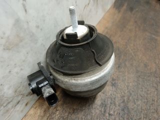 bontott SKODA SUPERB I Motor Tartó Bak (Pozíciófüggetlen)