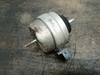 bontott SKODA SUPERB I Motor Tartó Bak (Pozíciófüggetlen)