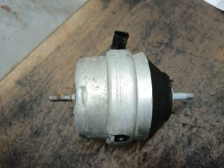 bontott SKODA SUPERB I Motor Tartó Bak (Pozíciófüggetlen)