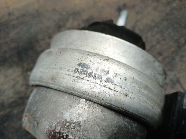 bontott SKODA SUPERB I Motor Tartó Bak (Pozíciófüggetlen)