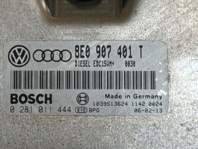 bontott SKODA SUPERB I Motorvezérlő