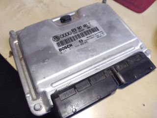 bontott SKODA SUPERB I Motorvezérlő